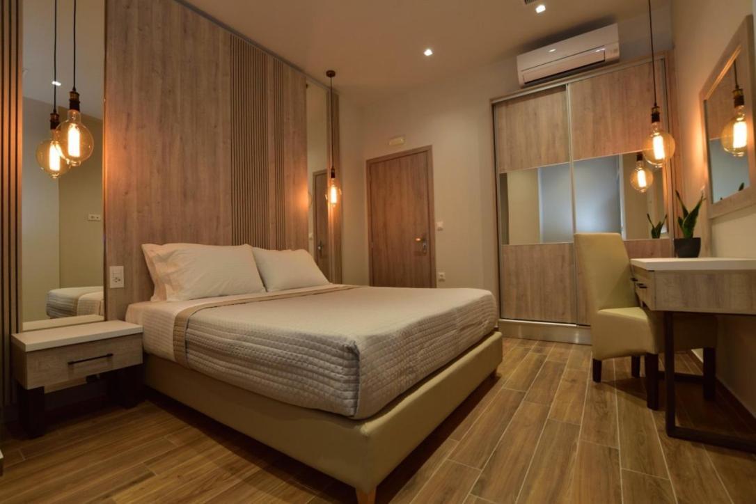 Gonis Grand Luxury Suite 팔라이오코라 외부 사진